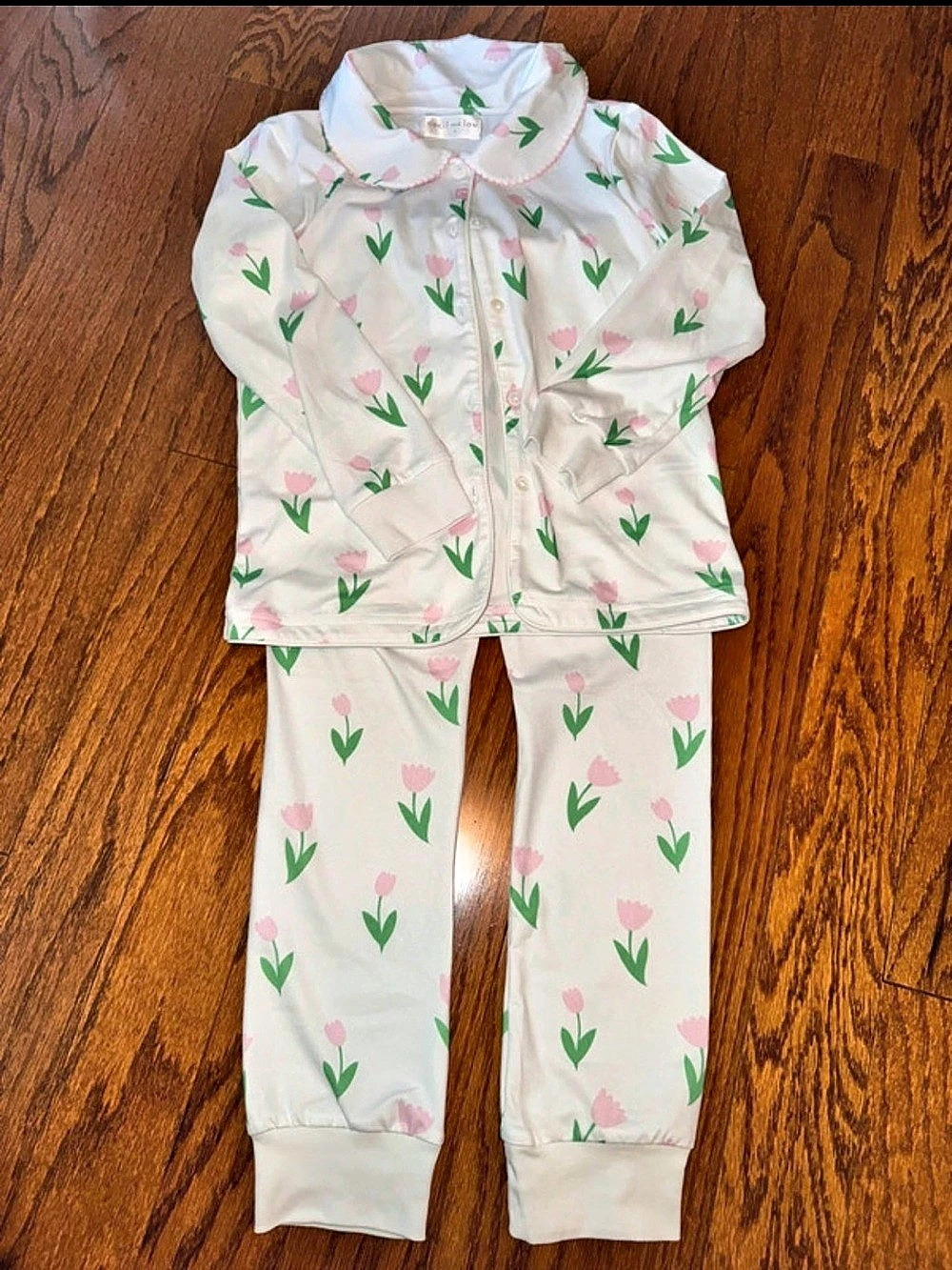 Worn ONCE Cecil and Lou Girls Size 6 Pink Tulip Pajama Set Floral Button Front
